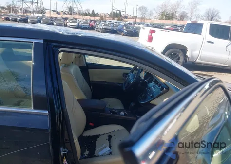 2013 Toyota Avalon Xle Premium z USA, uszkodzony, nr VIN 4T1BK1EB4DU012052